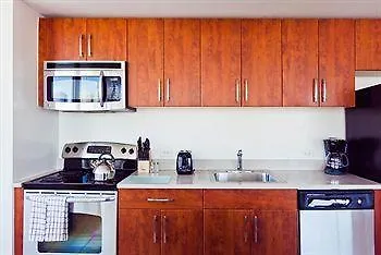 Sky City Apartments New York 3*,